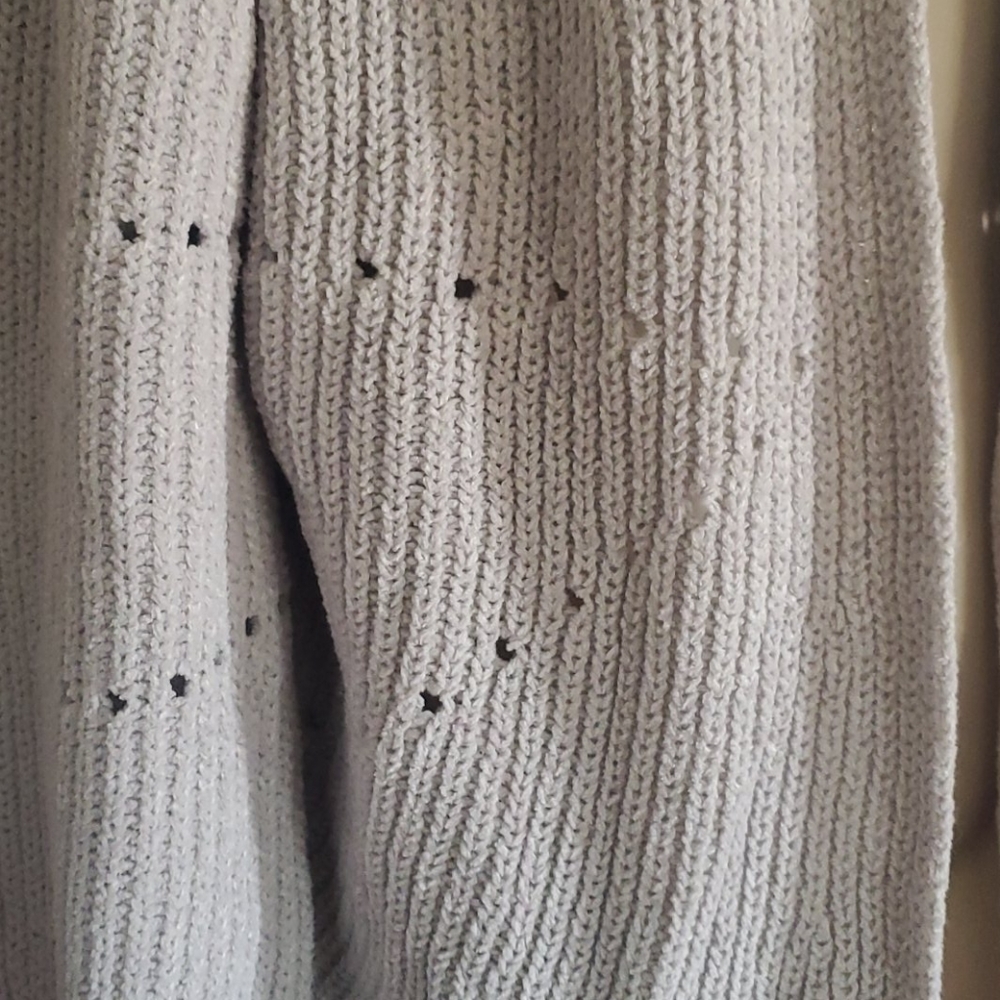 Sweater - Picture 2 of 3